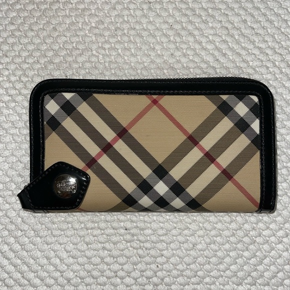 Burberry Handbags - Burberry Beige and Black Checkered Wallet
